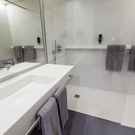 Ilha & Ponta Delgada