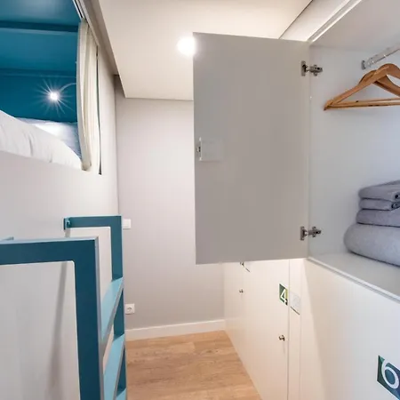 Albergue Ilha &