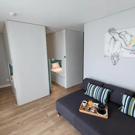 Ilha & * Ponta Delgada