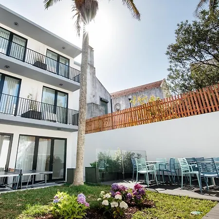 Ilha & אכסניה *