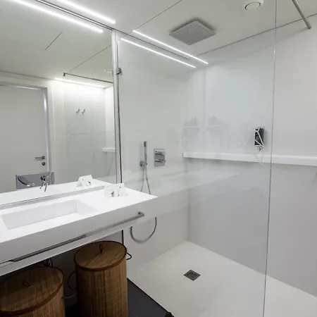 Ilha & Hostel Ponta Delgada