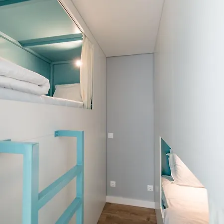 Ilha & * Ponta Delgada