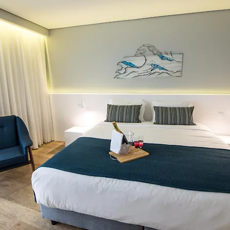 Albergue Ilha & *