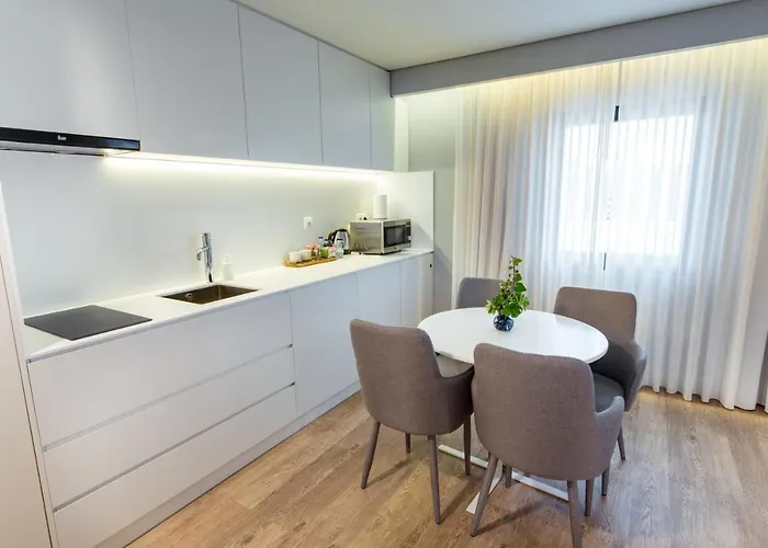 Ilha & Ponta Delgada