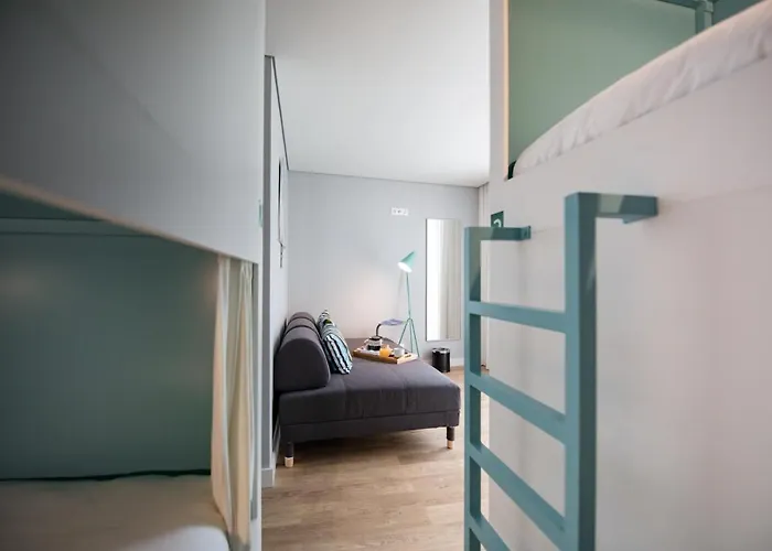 אכסניה Ilha & Ponta Delgada