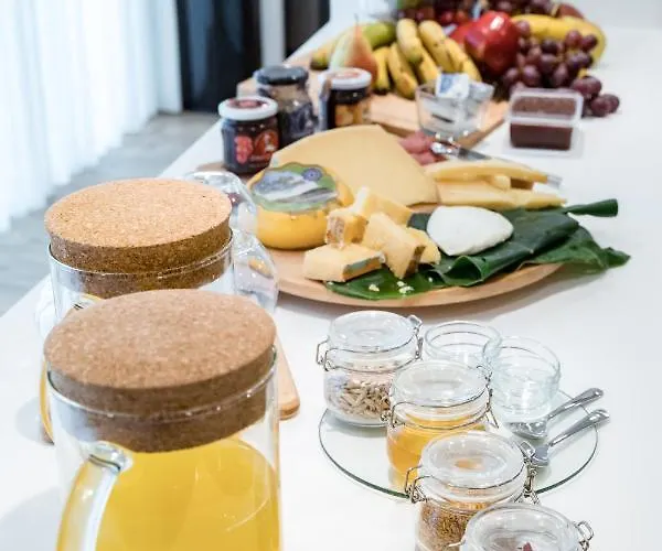 Ilha & * Понта-Делгада