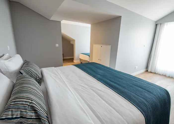 Ilha & אכסניה *