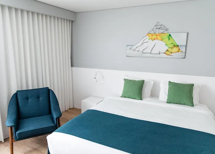 Хостел Ilha & Понта-Делгада