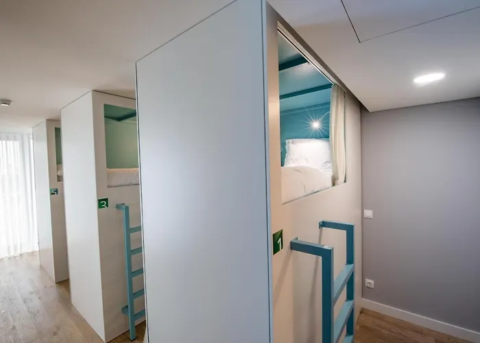 Ilha & אכסניה *